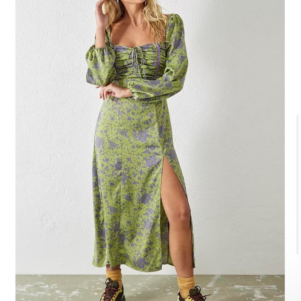 Urban Outfitters Women's Green and Purple Dress Medium Midi